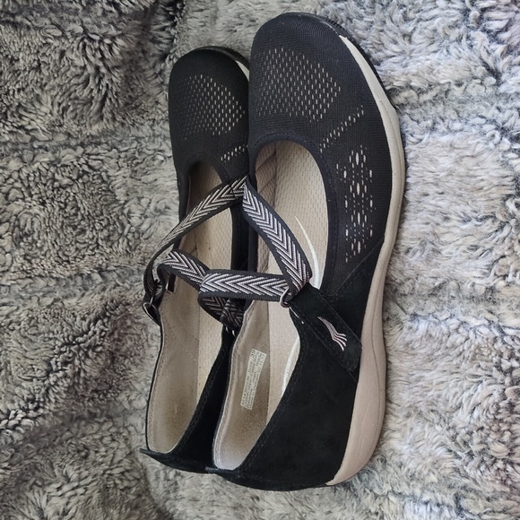 Women's Dansko Haven Mary Janes sz 8.5 - Picture 3 of 7